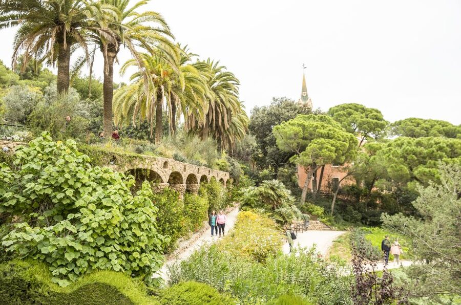 Barcelona: Sagrada Familia with Towers and Park Güell Tour - How that Park Güell break keeps the day from feeling like a marathon