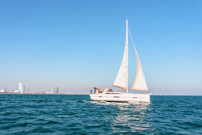 Barcelona Sailing: Light Snacks & Open Bar with Private Option - Who this Barcelona sailing fits best