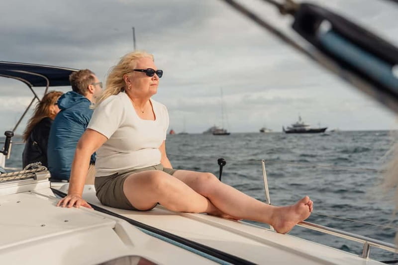 Barcelona: Sailing Tour with Young Local Captain & Drinks - Meeting at Dock 95: where you start (and why it matters)