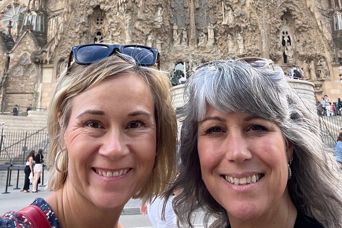 Barcelona Scavenger Hunt and Sights Self-Guided Tour - Casa Batlló: Riddles That Make the Facade Feel Personal