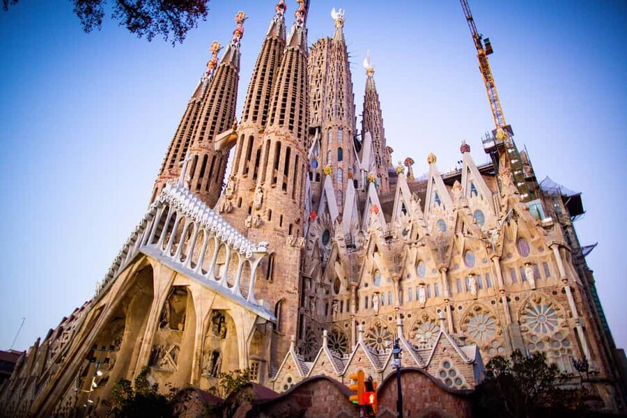 Barcelona Segway Tour: ❤️Gaudi Highlights❤️ - Weather, rain ponchos, and what to wear