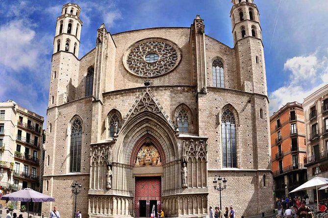 Barcelona Self-Guided Audio Tour - Plaça de Catalunya to Plaça Reial: central Barcelona without the group pressure