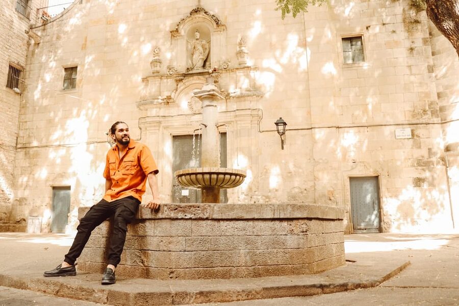 ✅ Barcelona: Sightseeing Professional Photoshoot Session - Should You Book This Barcelona Professional Photoshoot?