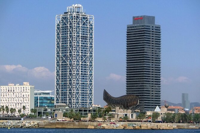 Barcelona Skyline Sailing - Onboard comfort: drinks you can buy, bathrooms you will use