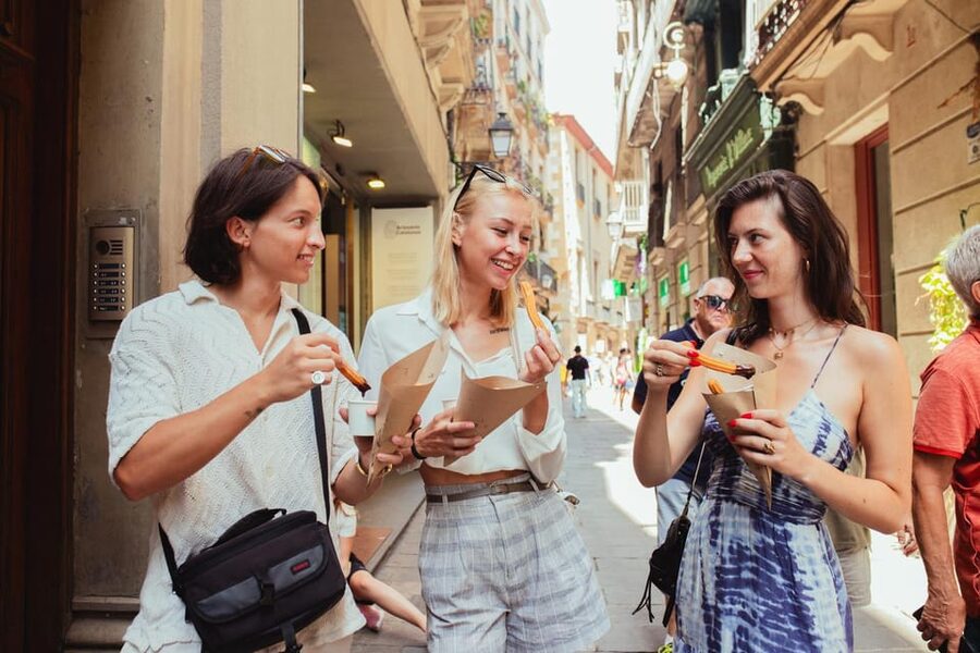 Barcelona: Small Group Gothic, Tapas & Churros Tour! - Key highlights to look for