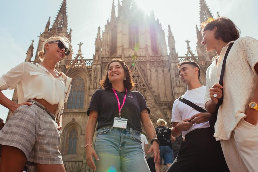 Barcelona: Small Group Gothic, Tapas & Churros Tour! - Why this Gothic Quarter tapas walk feels like more than sightseeing