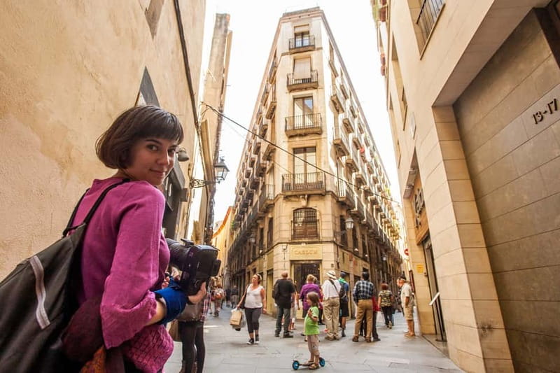 Barcelona: Small Group Picasso Tour with Picasso Museum - Gothic Quarter Walk: A Crash Course in the City That Formed Him