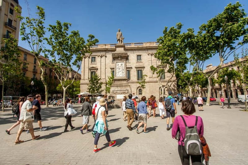 Barcelona: Small Group Picasso Tour with Picasso Museum - Small Group Matters: When Questions Stay Part of the Tour