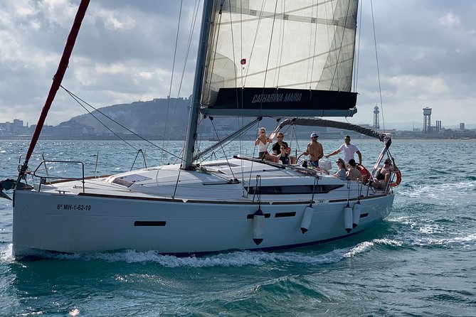Barcelona Small Group Sailing with Snacks and Cava - What the Cava, Snacks, and Bottled Water Actually Feel Like