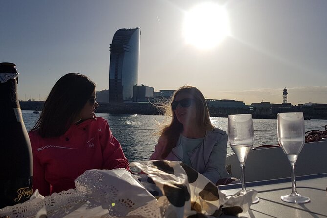 Barcelona Small Group Sailing with Snacks and Cava - Small Group Size: The Value Behind “Up to 12”