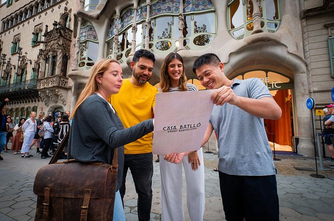 Barcelona Street Escape: Gaudi and the Hidden Treasure - Price and value: is $26.43 for 2 hours worth it?