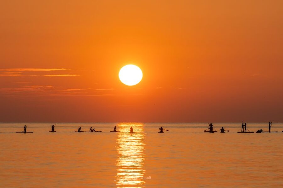 Barcelona: Sunrise Paddleboarding with Instructor and Photos - Paddling During the Sunrise Window: What the 1.5 Hours Feels Like