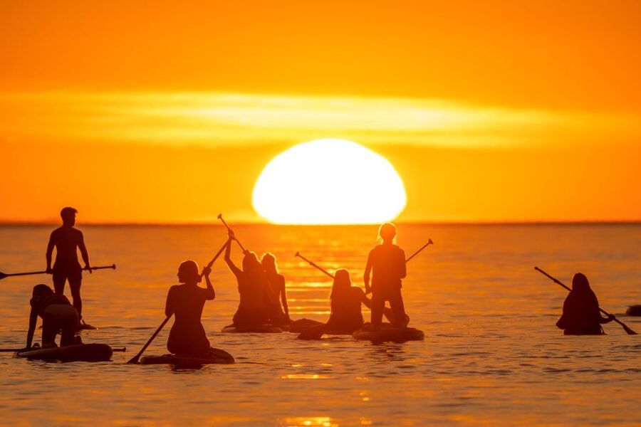 Barcelona: Sunrise Paddleboarding with Instructor and Photos - Break Time, Then Back to the Meet Point: Ending Clean and Not Rushed