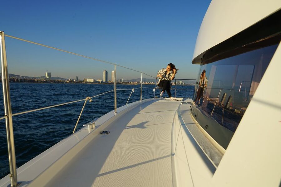 Barcelona: Sunset Catamaran Experience w/ optional Dinner - The Views During Sunset: What Makes It Different From a Walking Tour