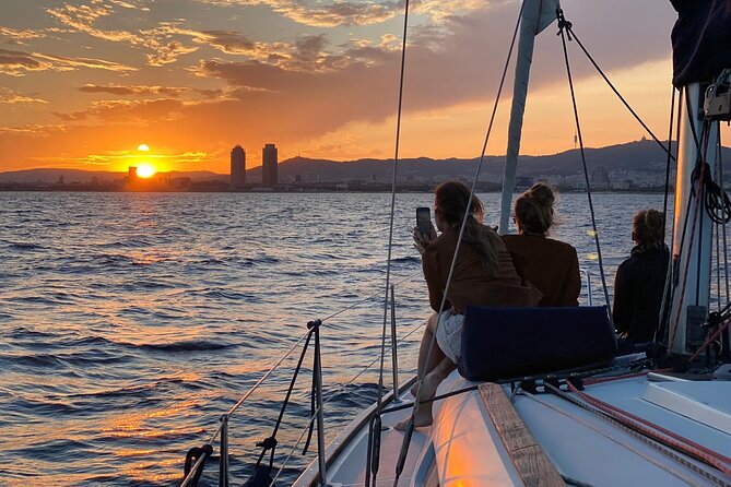 Barcelona Sunset Cruise with Open Bar of Cava and Snacks - Key points to know before you go
