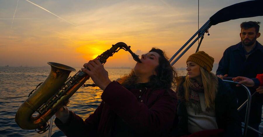 Barcelona: Sunset Live Sax and Sailing Experience with Tapas - What 2 Hours of Barcelona Sunset Sailing Feels Like