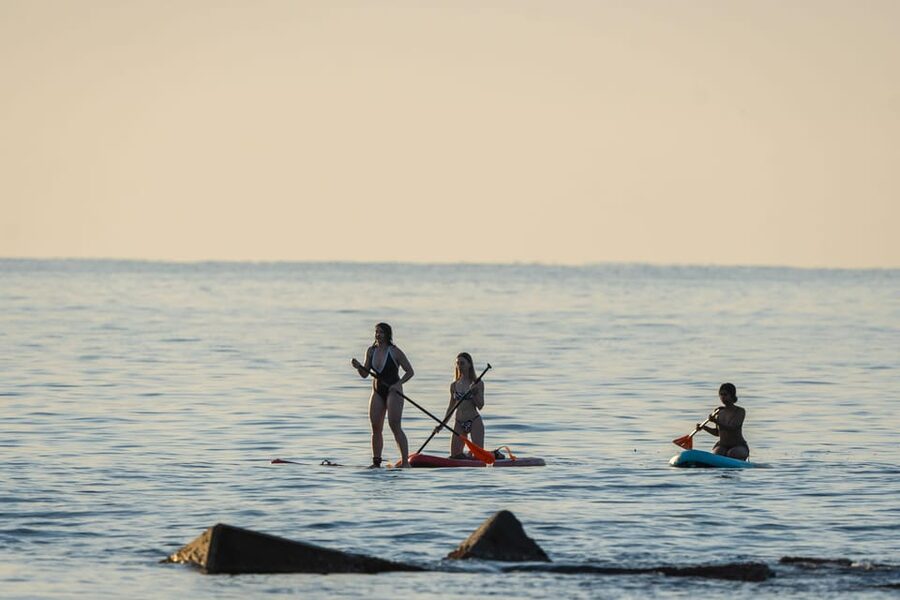 Barcelona: Sunset Paddleboarding Experience with 1 Beer - Why this Barceloneta sunset paddle feels different