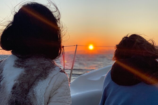 Barcelona Sunset Private Sailing with Open Bar & Snacks - Price and value math for up to 9 people