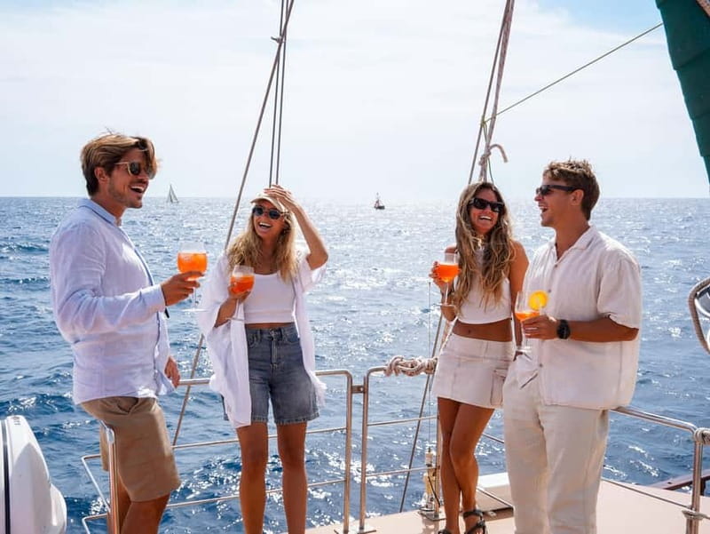 Barcelona: Sunset Sailing Cruise with Live Music - What to bring and what to do before you miss the start