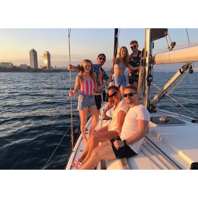 Barcelona: Sunset Skyline Cruise with Cava and Snacks - The 1.5 Hour Cruise: What You’ll See and How It Feels
