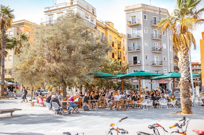 Barcelona Tapas Tour with a Local Foodie: Personalized & Private - The patatas bravas moment: your go-to Barcelona lesson