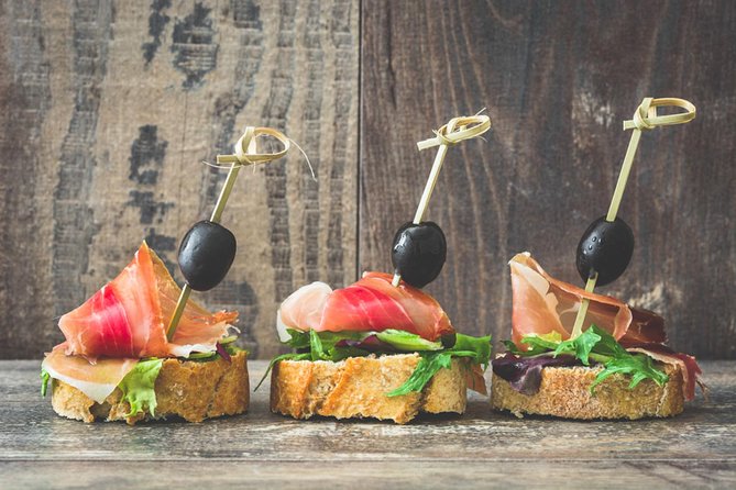 Barcelona: Tapas & Wine, Private Tour in Traditional Taverns - Stop 1 and Stop 2: easing in at Blai 9 and La Tasqueta de Blai
