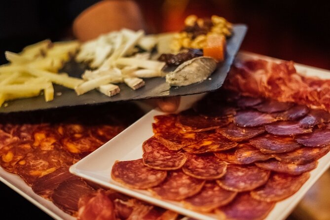 Barcelona Tapas & Wine Walking Tour with Optional Flamenco - Who should book this tapas and wine walk?