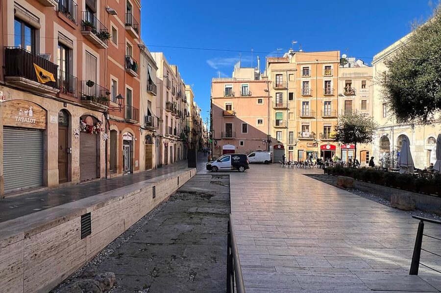 Barcelona: Tarragona & Sitges Guided Day Trip with Transfers - Price and Value: Why $224 Can Still Make Sense