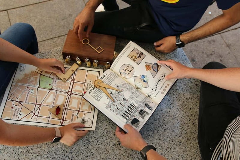 Barcelona: The Search for the Snake Stone City Treasure Hunt - Key things to know before you go