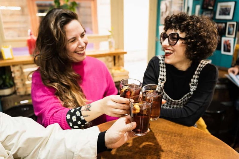 Barcelona: The Ultimate Local Tapas & Drinks Food Tour - Key things I’d clock before you go