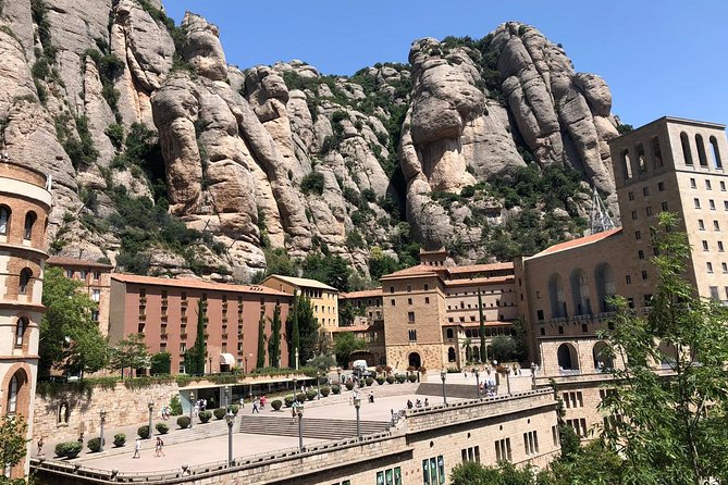 Barcelona to Montserrat Monastery: Tour, Transfers & Basilica - Guides on the bus: Francisco, Marc, and Joe set the tone