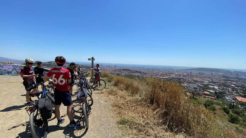 Barcelona to Tibidabo: Hidden Gems & Scenic Views eMTB Tour - The local café break and Sant Gervasi-la Bonanova