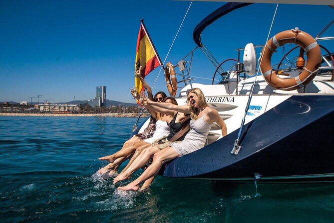 Barcelona Unique Private Luxury Sailing Tour (max 12 people) - How the group size changes the whole vibe