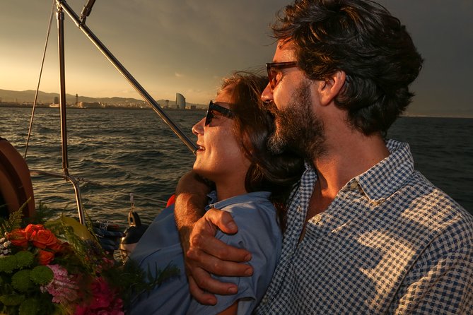 Barcelona Unique Sunset Sailing Experience with Tapas & Open Bar - Key things to know before you go