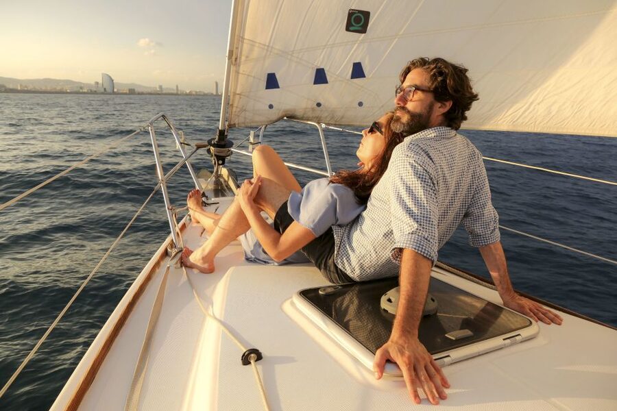 Barcelona: Unique Sunset Sailing Tour with Tapas & Open Bar - Tapas and open bar: how the food and drinks shape the whole timing