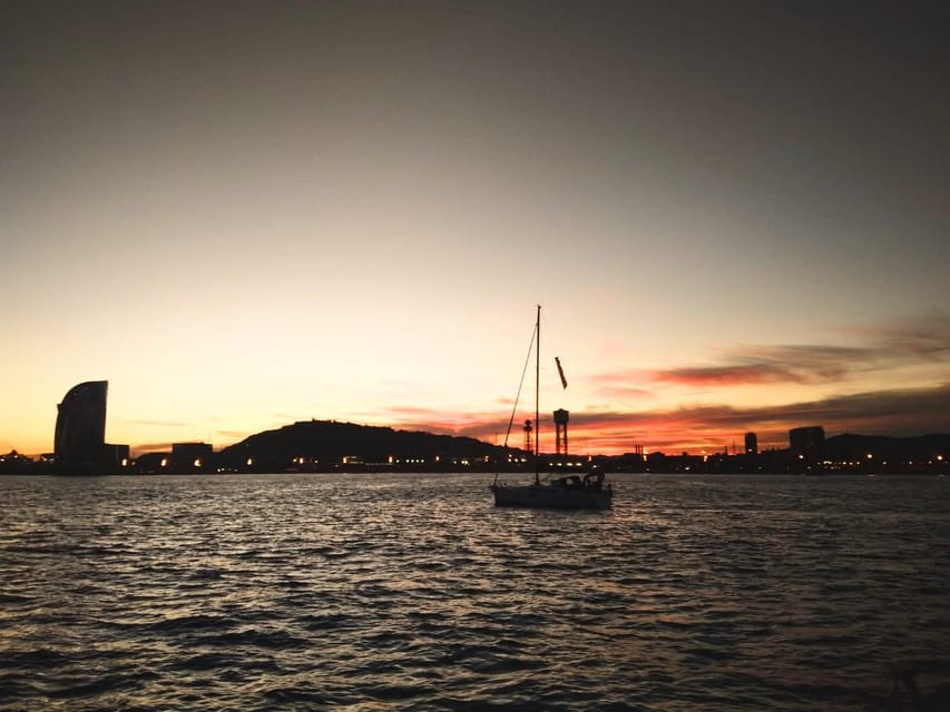Barcelona: Unique Sunset Sailing Tour with Tapas & Open Bar - Port Olimpic check-in and getting set up on the water