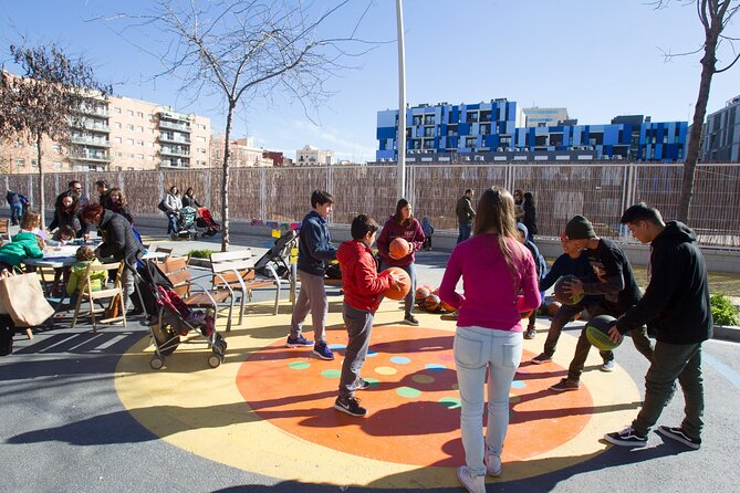 Barcelona Urban Planning Tour - Towards a Sustainable Smart City - How the Guide Turns City Planning Into Something You Can Feel