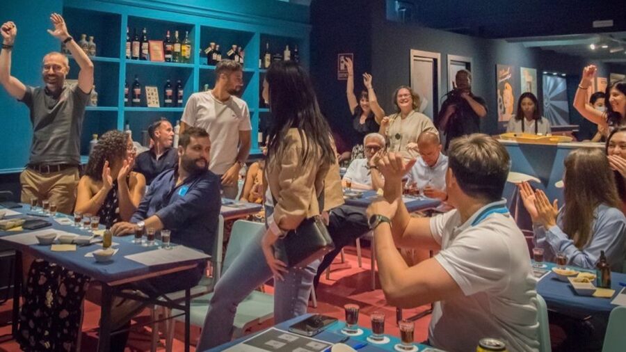 Barcelona: Vermouth Tasting and Crafting Workshop - Snacks and pacing: what happens during the 1.5 to 2 hours
