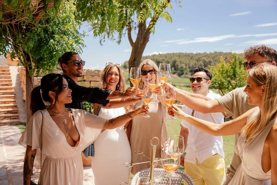 Barcelona: Vineyard Horseback Riding & Wine Tasting + Tapas - Price and logistics: does $324 per person make sense?