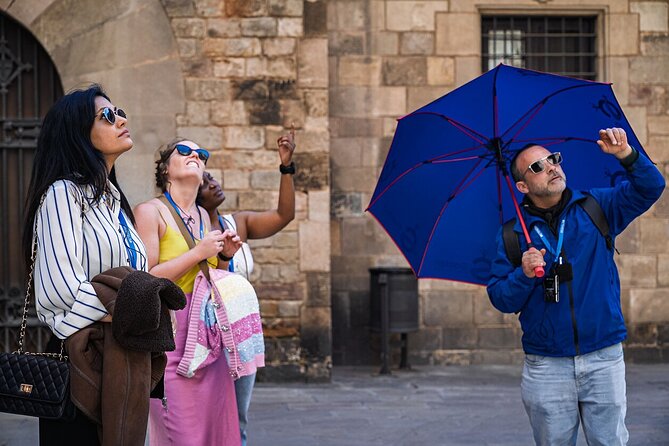 Barcelona Walking Tour: Old Town & Gothic Quarter Secrets - Starting at Plaça de Catalunya: Your Orientation Point