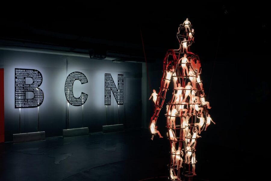 Barcelona: White Rabbit Catalonia's Top Immersive Experience - Price and value: why an $18 ticket makes sense here