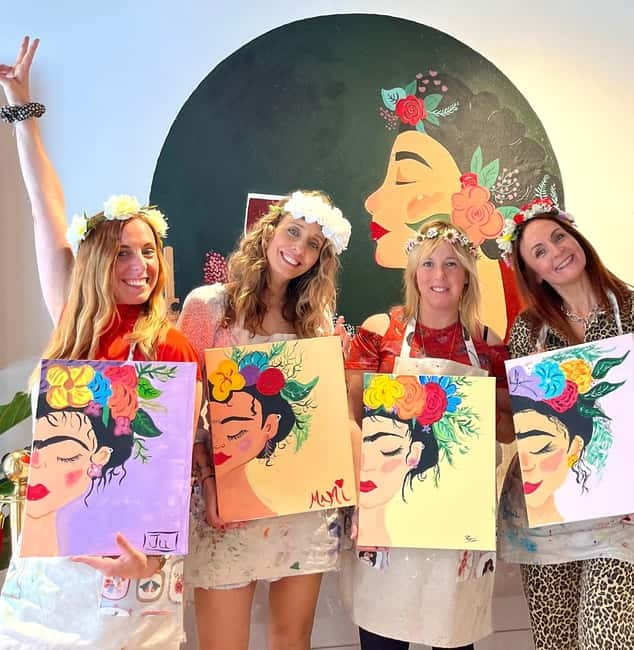 Barcelona: Wine and Art! Unlimited Wine and Local Artists - What you take home: a real souvenir, not just a photo