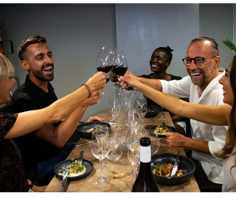 Barcelona: Wine Tasting and Tapas 5-Course Pairing Dinner - The 5-course tapas dinner, with real choices for meat, fish, and vegetarian