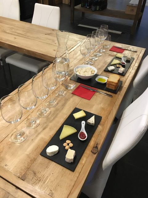 Barcelona Wine Tasting: Catalan and Spanish Wines - Barcelona wine tasting in the Old Town: why this format works