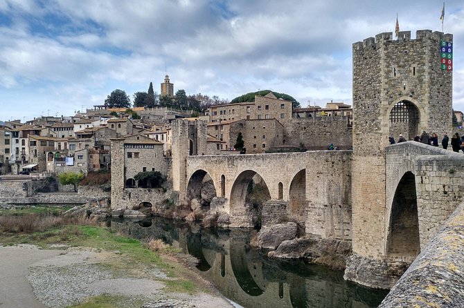 Besalu & 3 Medieval Towns Small Group Tour with Hotel Pick-Up - Vic’s Plaça Major, Cathedral Styles, and the Roman Temple