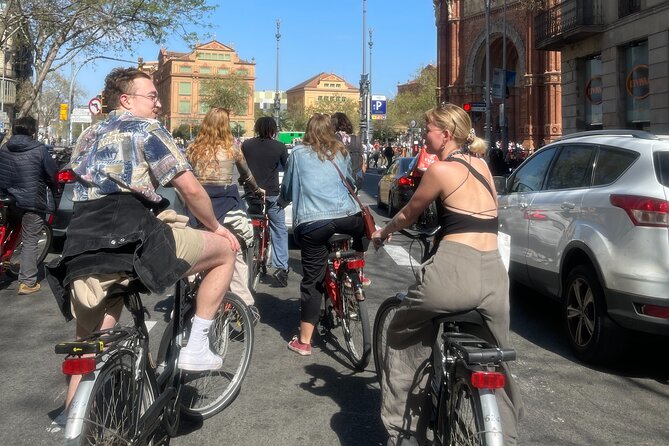 Bike Tour in Barcelona: History, Architecture and Culture - Getting started near La Boqueria: bikes, helmet fit, and a real plan