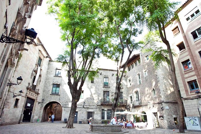 Boqueria & St Caterina Markets with Food & Tapas Small Group Tour - Timing, Walking Pace, and What to Do Before You Go