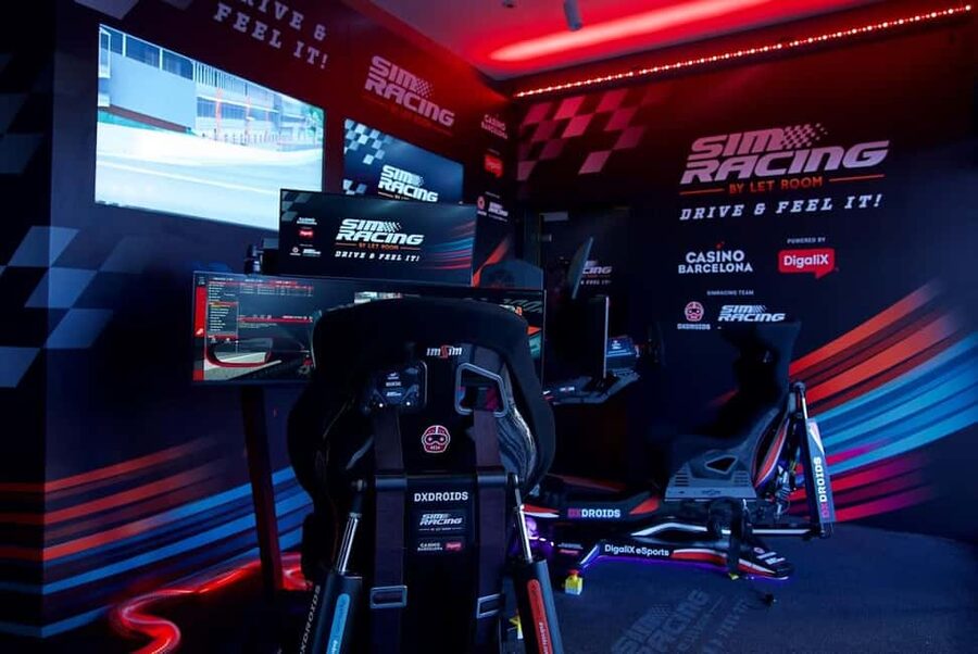 Casino Barcelona – Car Racing Simulator + Welcome Drink - Casino Barcelona car racing simulator: a compact taste of F1 physics