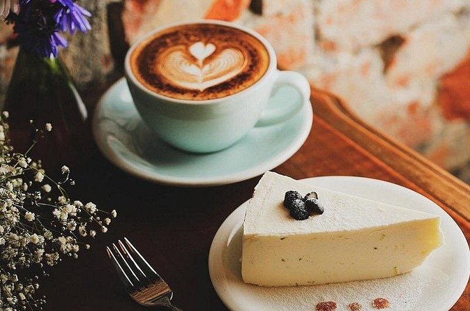 Coffee Crawl in Barcelona - Theatre stop near the end, and why Plaça Universitat is a great finish