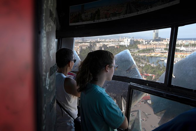Columbus Monument Lookout: Scenic Ramblas, Sea and Montjuïc Views - Columbus Monument and Mirador de Colom, your 360-degree fix